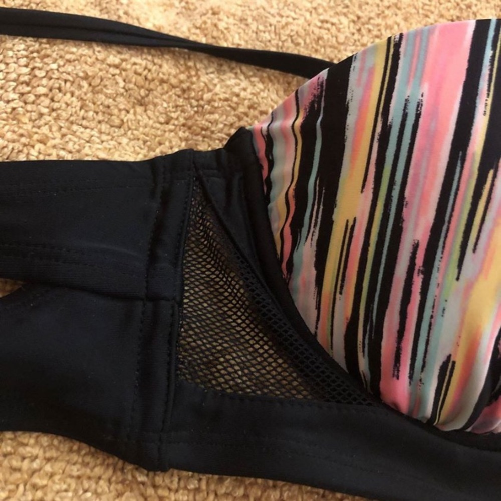 Bikini Top - Picture 2 of 3